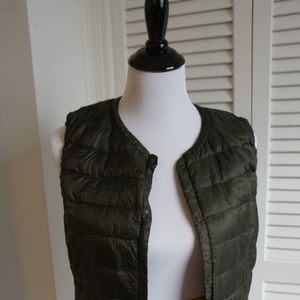 Uniqlo Ultra Light Down Puffer Vest NWOT